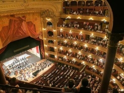 Opera i teatr